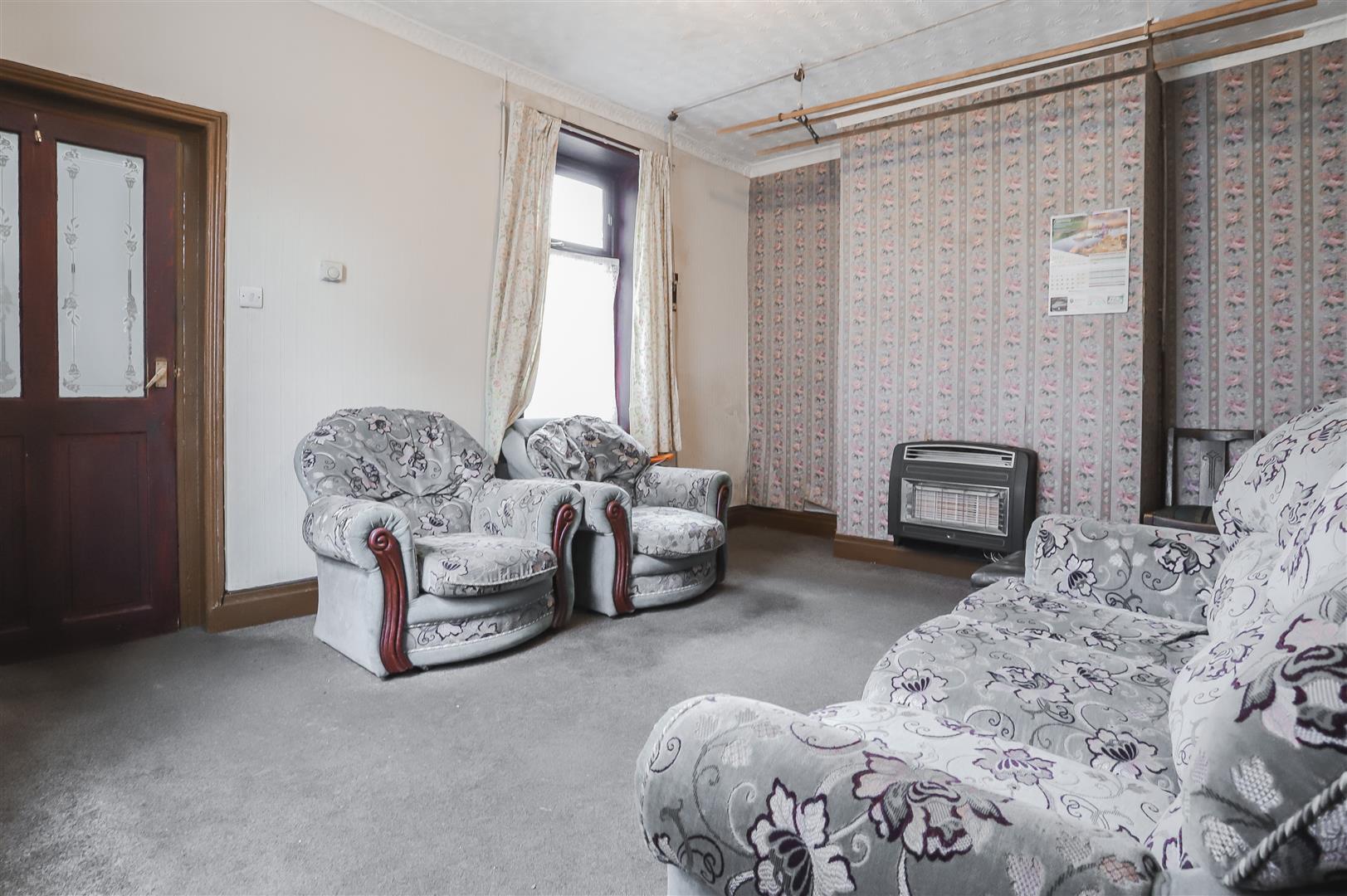 3 Bed Mid Terrace House For Sale - Main Image